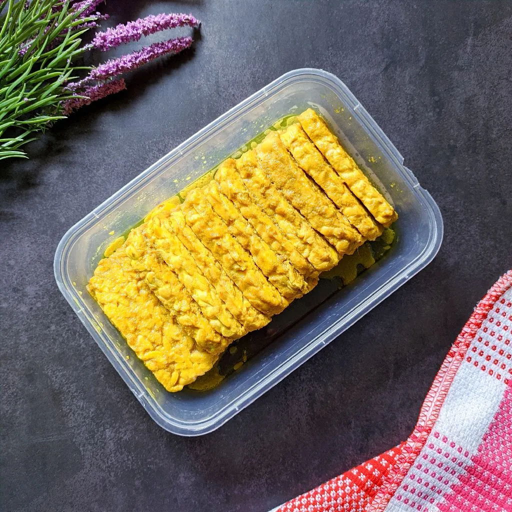 Tempe Ungkep Bumbu Kuning Instan