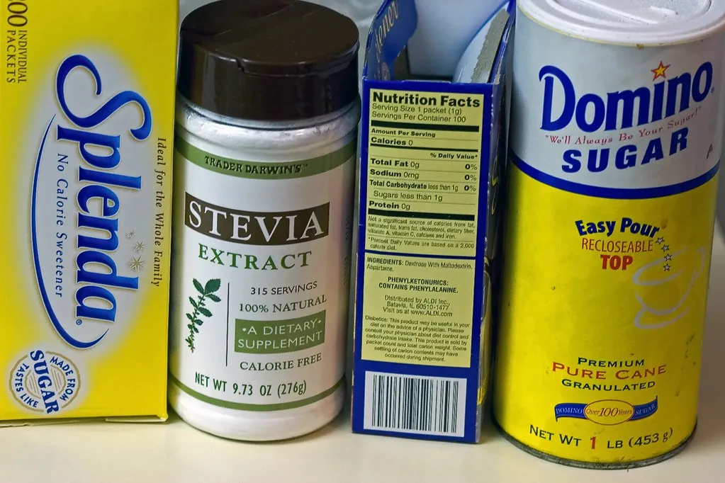 perbedaan gula biasa dan gula stevia