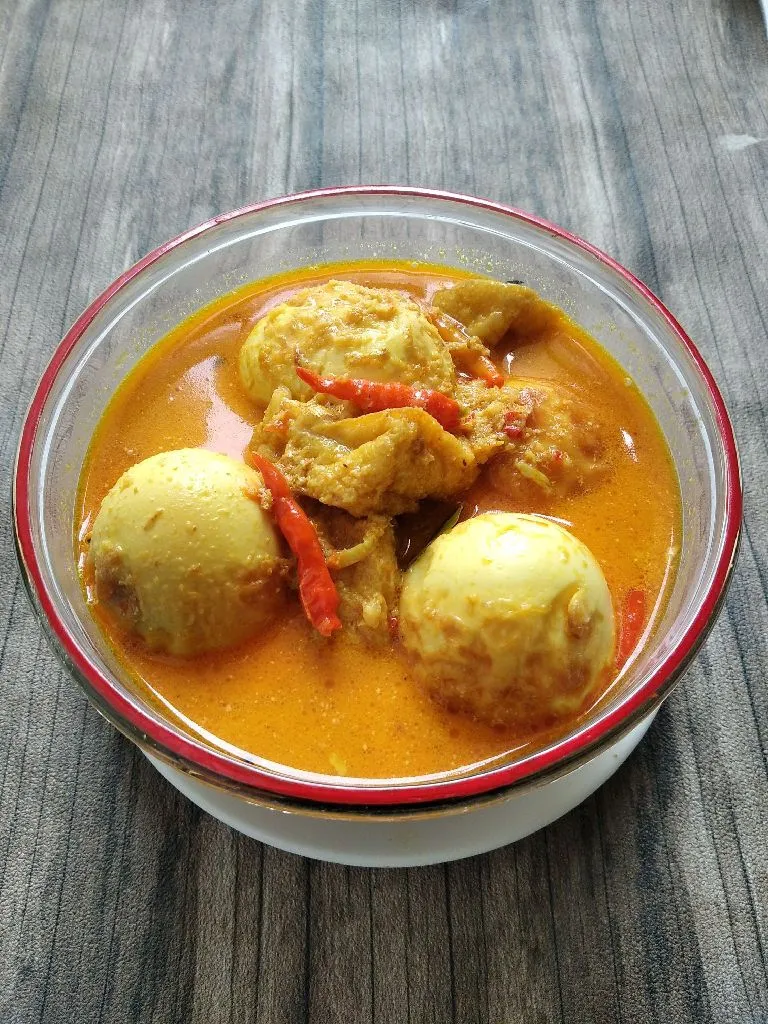 Gulai Telur