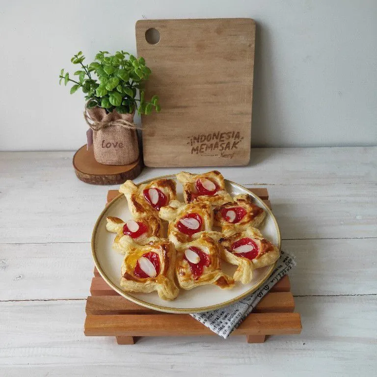 Strawberry Almond Puff Pastry