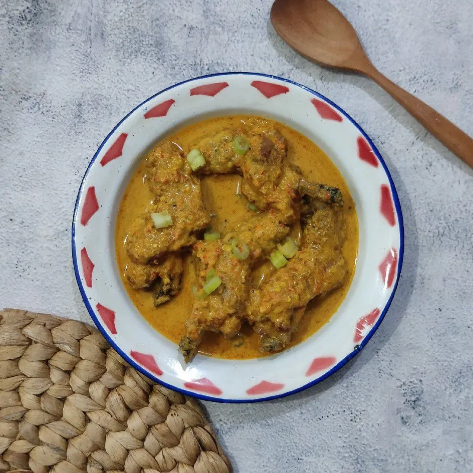 Ayam Goreng Kuah Santan