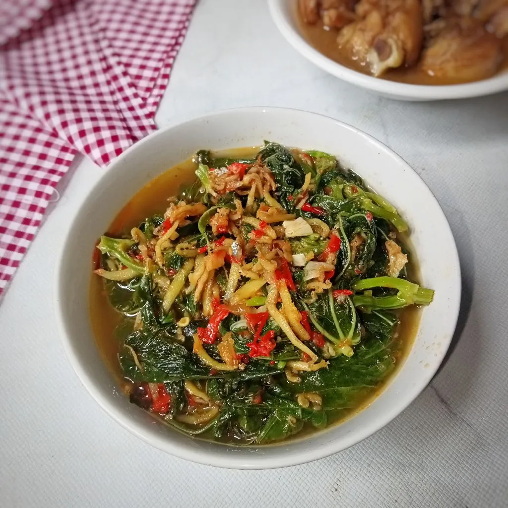 Daun Singkong Tumis Sambal Teri