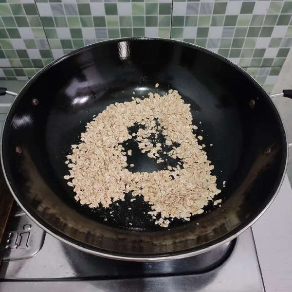 Bumbu nasi goreng solaria kwetiau mie goreng bihun dalam wadah kedap udara