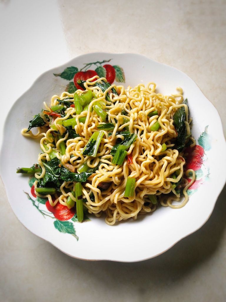 Resep Mie Goreng Ala Rumahan Sederhana Rumahan Di Yummy App