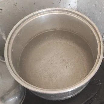 Didihkan 1200 ml air