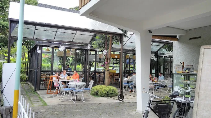 tempat makan keluarga di bandung