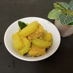 Tempe Manisah Bumbu Kuning