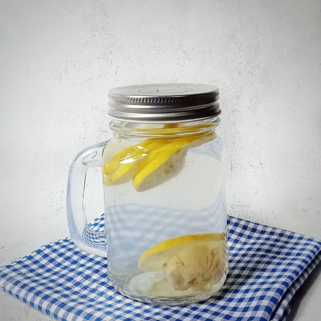 Infused Water Lemon Ginger