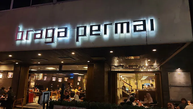 Braga Permai, restoran keluarga di bandung