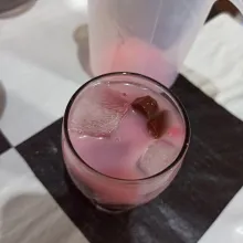 Beri pop ice dan siap disajikan!