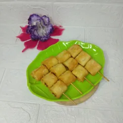 Sate Pisang Kulit Pangsit