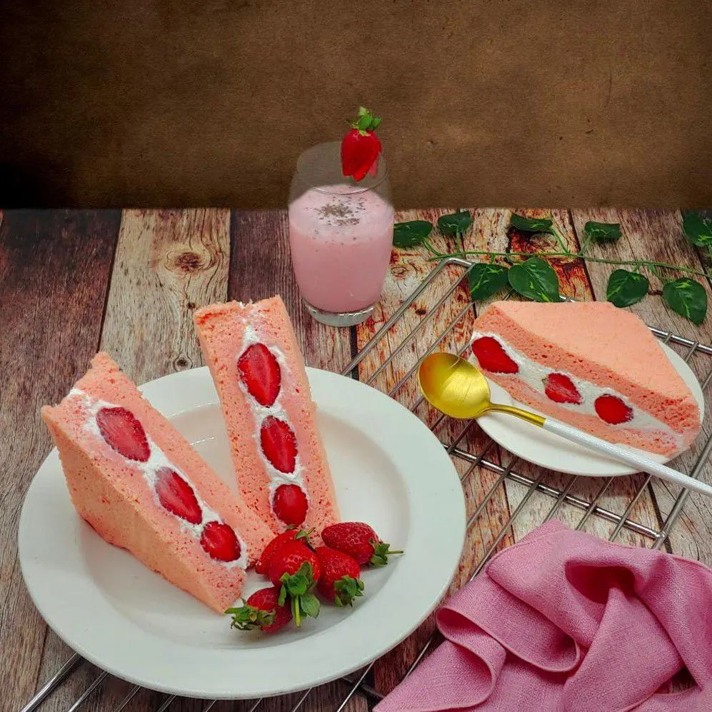 Korean Strawberry Sandwich #YummyXtraPoint