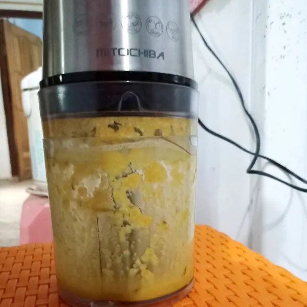 Blender bumbu halus sampai lembut