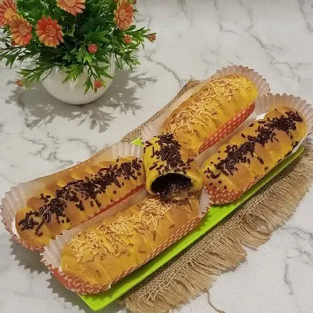 Roti Isi Pisang Labu Kuning