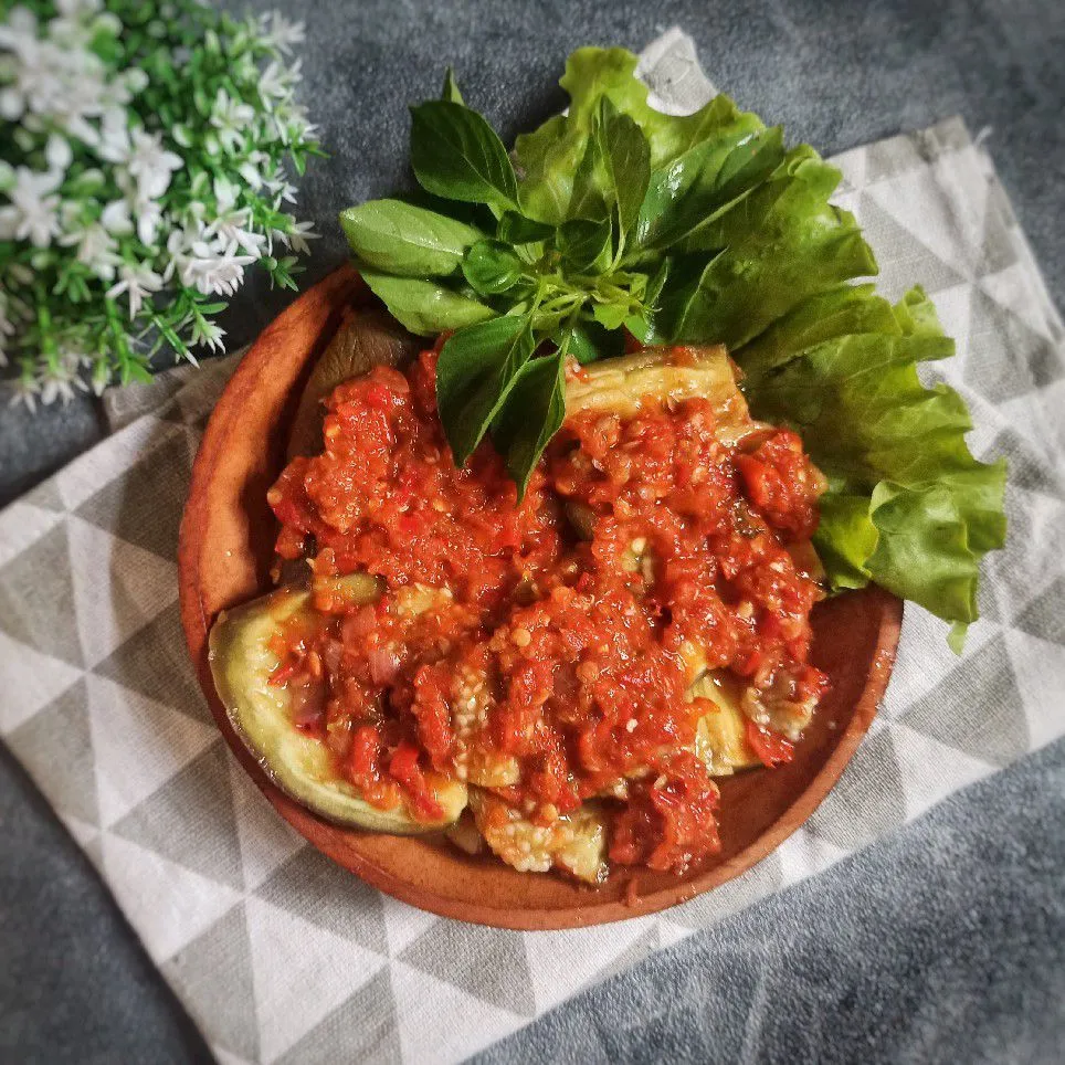 Sambal Terasi Terong Kukus