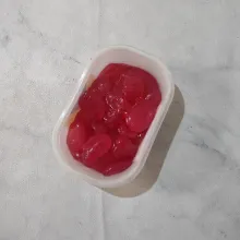 Setelah dingin, pindahkan kolang-kaling dalam wadah kedap udara. Sajikan dingin atau dimakan langsung juga enak.