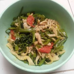 Tumis Kangkung Jamur