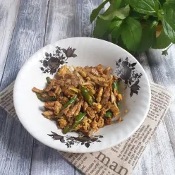 Kari Pindang Suwir
