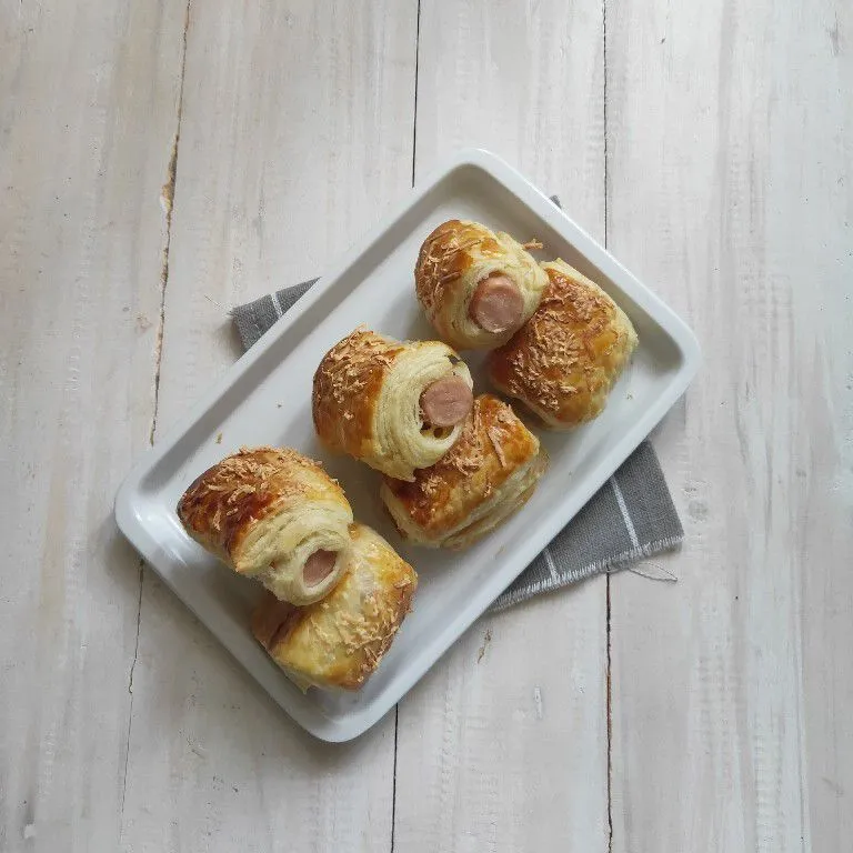 Sausages Cheese Puff Pastry