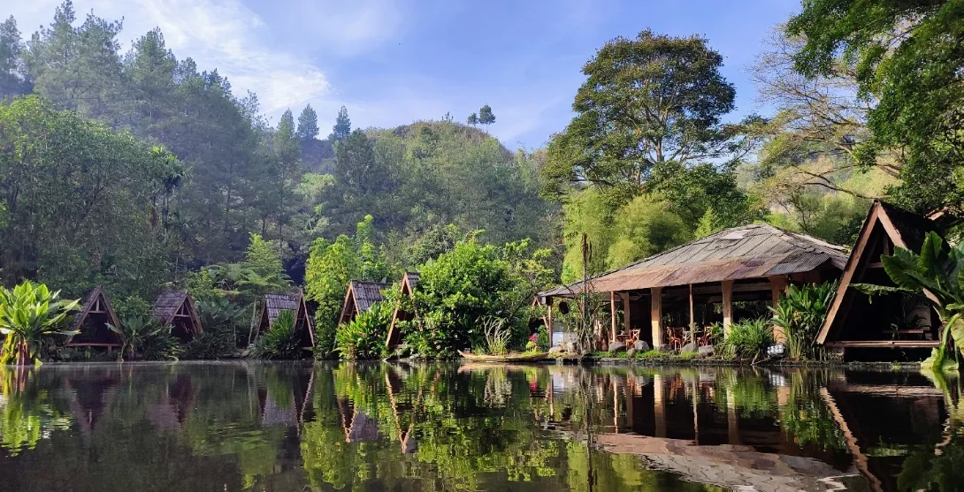 Imah Seniman, tempat makan keluarga di bandung