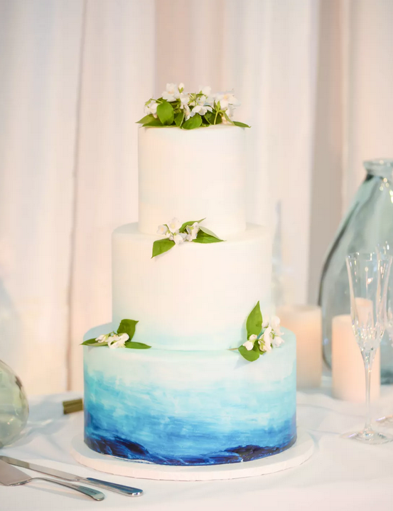 kue pernikahan sederhana tapi elegan