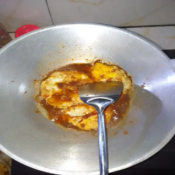 Tunggu sampai bumbu meresap.