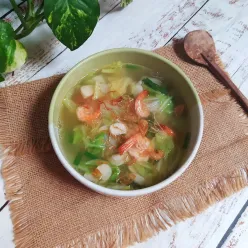 Sup Udang Sawi Putih