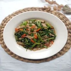 Tumis Kangkung Tempe Pedas Saus Tiram