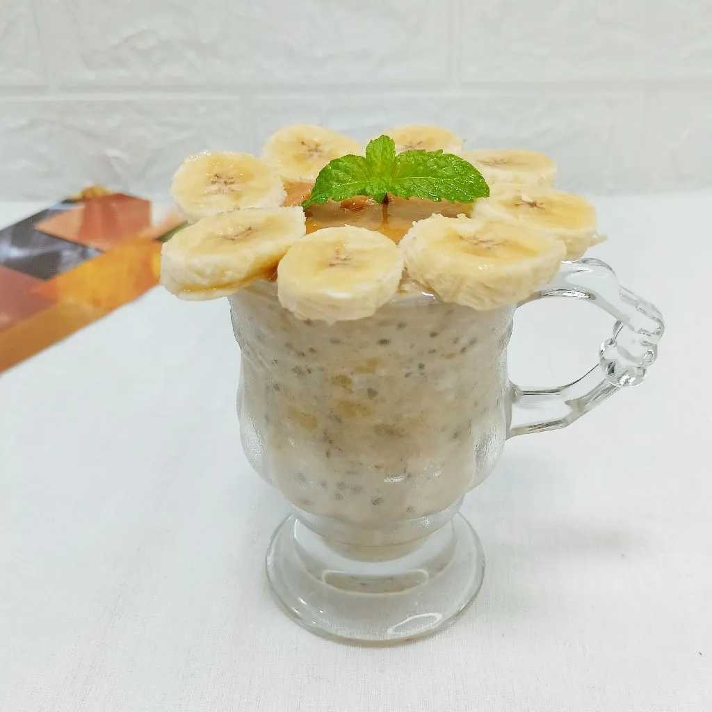 Banana Bread Overnight Oats