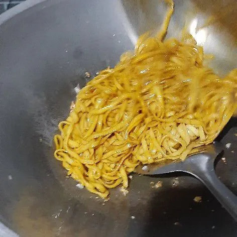 Masukkan mie
