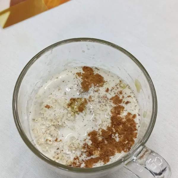 Campur dengan oat, cinnamon powder, susu.