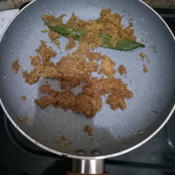 Masak hingga airnya asat.