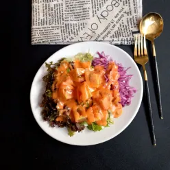 Salad Saus Creamy Pedas