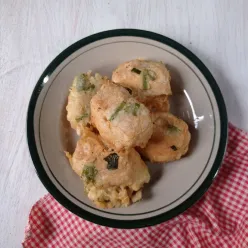 Tahu Isi Bihun