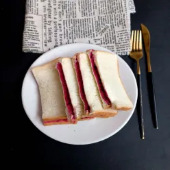 Roti Tawar Kukus Selai Buah Naga