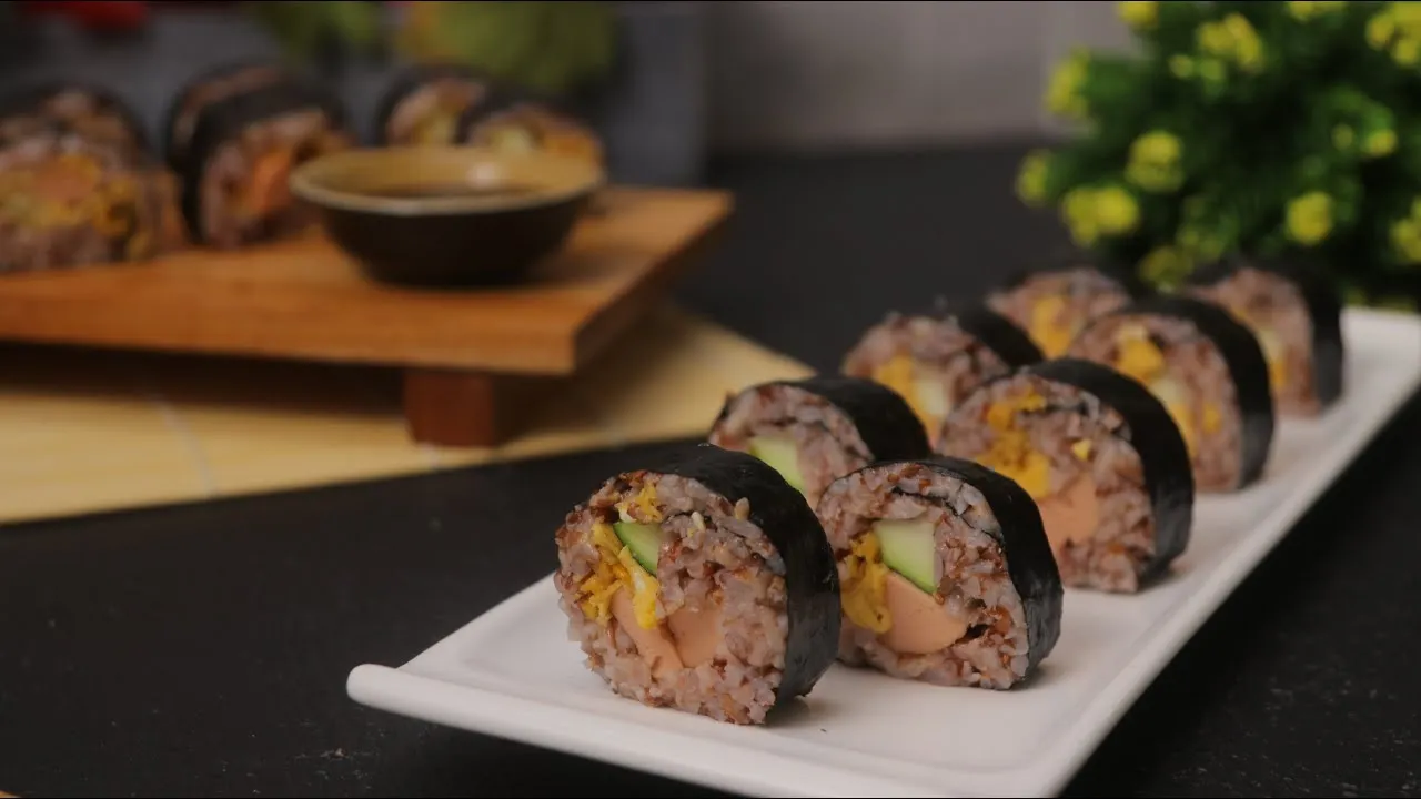sushi nasi merah untuk sahur