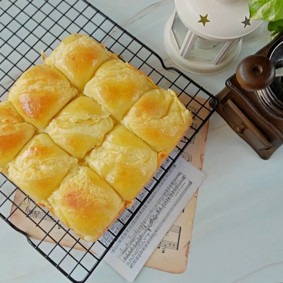Butter Cheese Bread