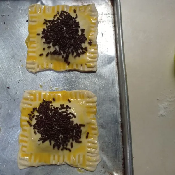 Resep Choco Banana Pastry Sederhana Rumahan di Yummy App