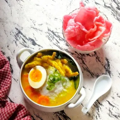 Bubur Soto Ceker Kuning