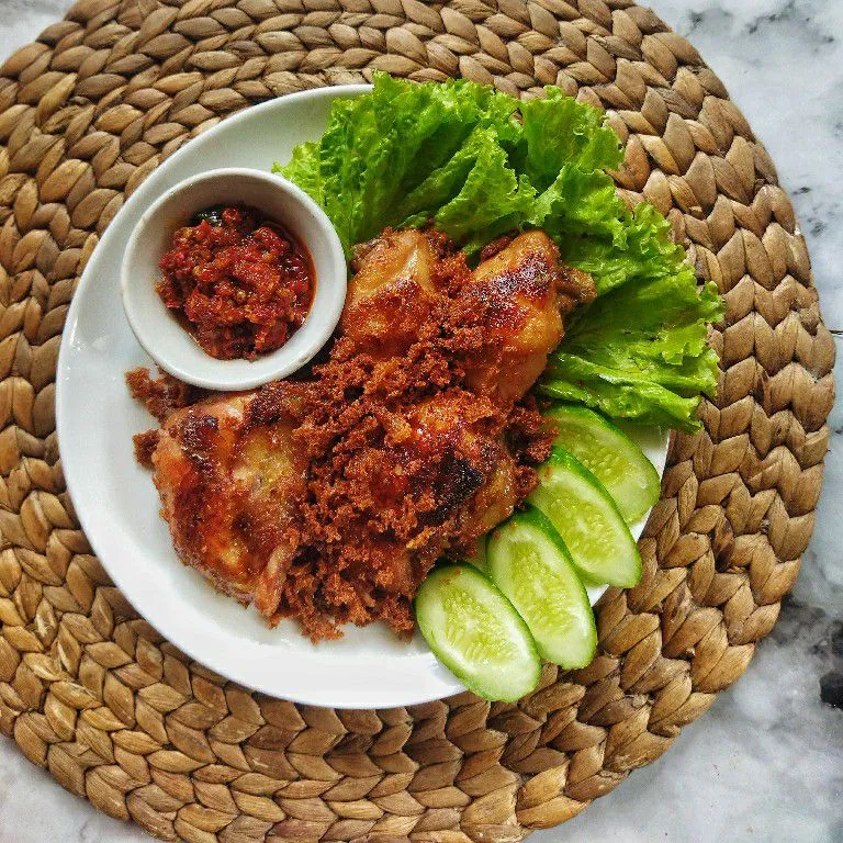 Ayam Goreng Kalasan Kremes