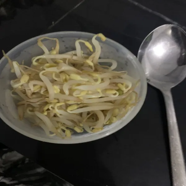 Lalu angkat dan tiriskan.