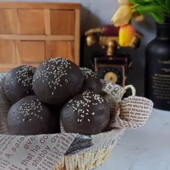 Black Burger Buns