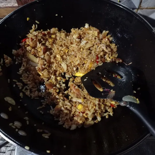 Masak sampai tanak, koreksi rasanya.