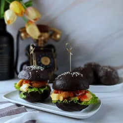 Burger Hitam Homemade
