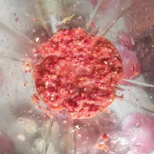 Haluskan cabe merah, perbawangan,tomat dan beri garam secukupnya