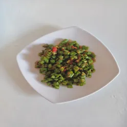 Pencok Kacang Panjang