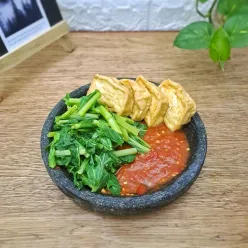 Lalapan Tahu Sambal Mentahan