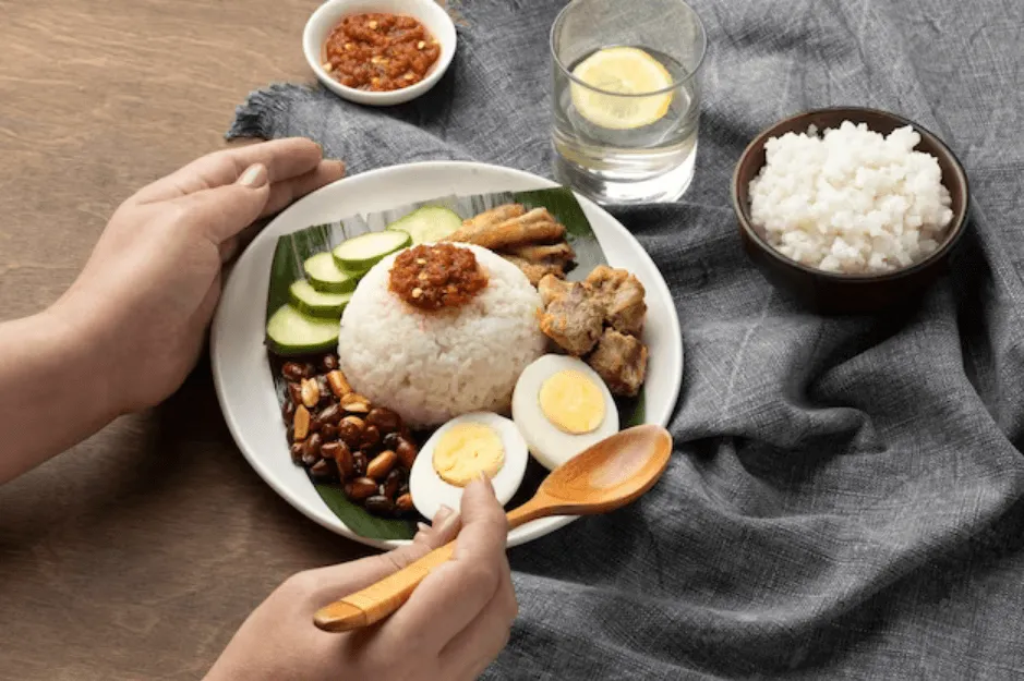 menu makan dengan nasi putih