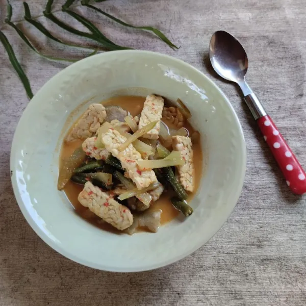 Lontong Sayur Tempe Seuhah