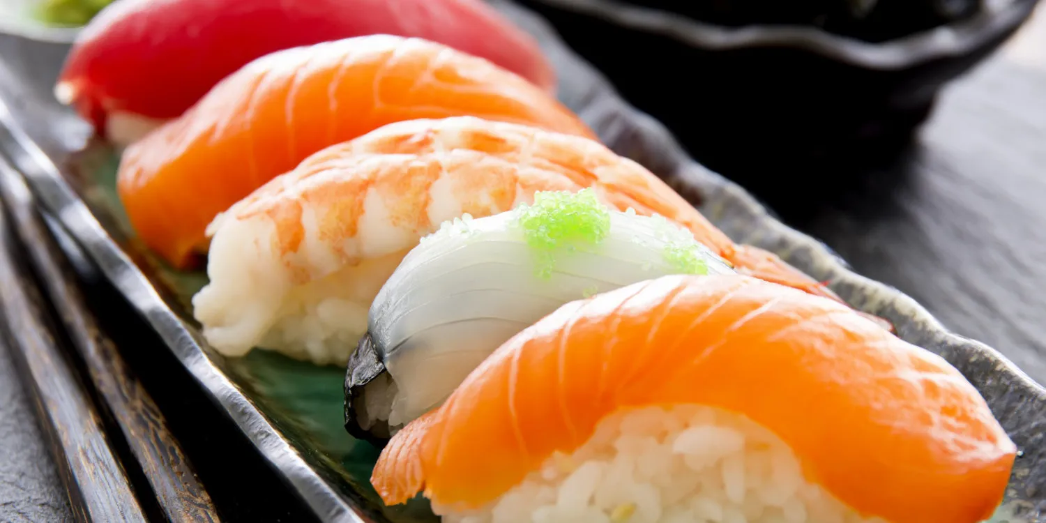 ​4 Cara Membuat Nasi Sushi, Mirip ala Restoran! 